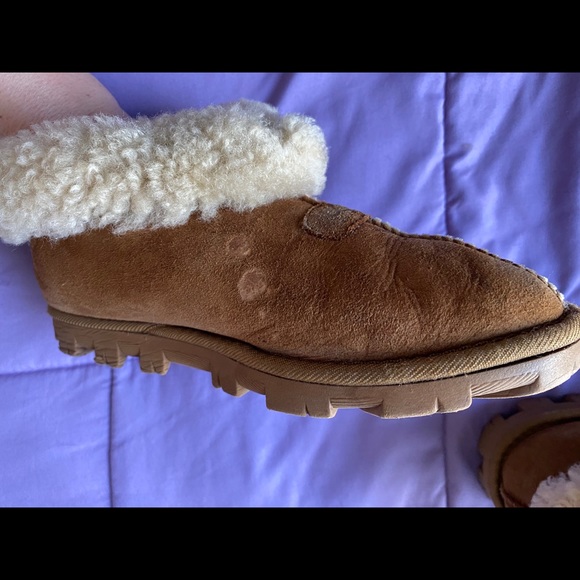 UGG sheepskin slippers main image 7